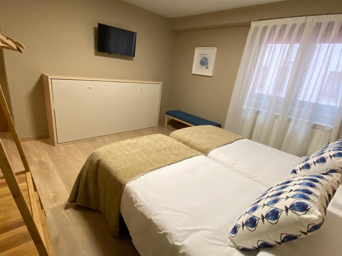 Hotel Baltico 2 Estrellas Luarca Eksteriør bilde